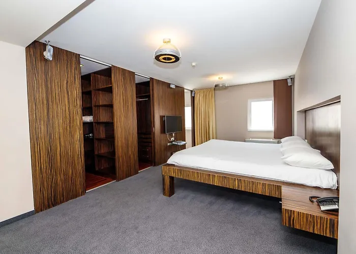 Hotel Ibis Old Town