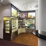 Hotel Ibis Old Town 3*