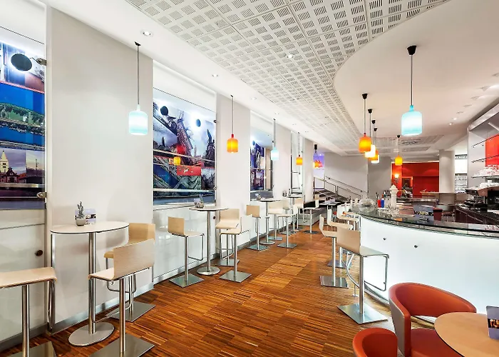 Ibis Old Town 3*