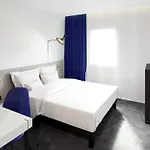 Hotel Ibis Old Town