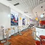 Hotel Ibis Old Town
