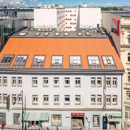 Ibis Old Town Hotell
