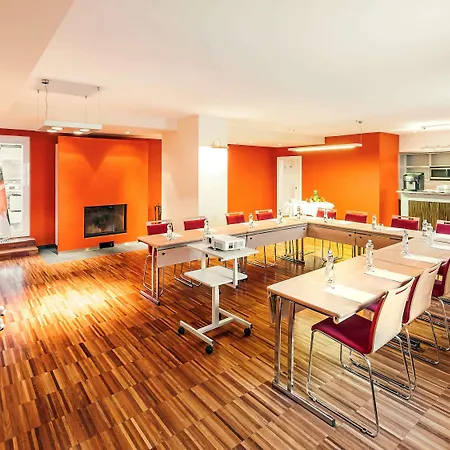 Ibis Old Town Hotell 3*