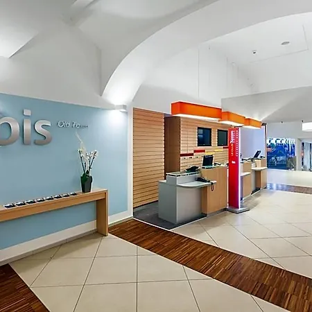Hotel Ibis Old Town 3*