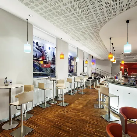 Ibis Old Town Hotel 3*
