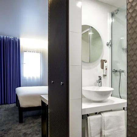 Ibis Old Town Hotel 3*