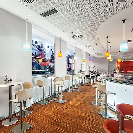 Hotell Ibis Old Town