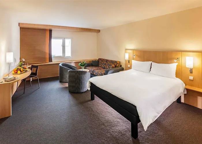 Ibis Old Town Hotel
