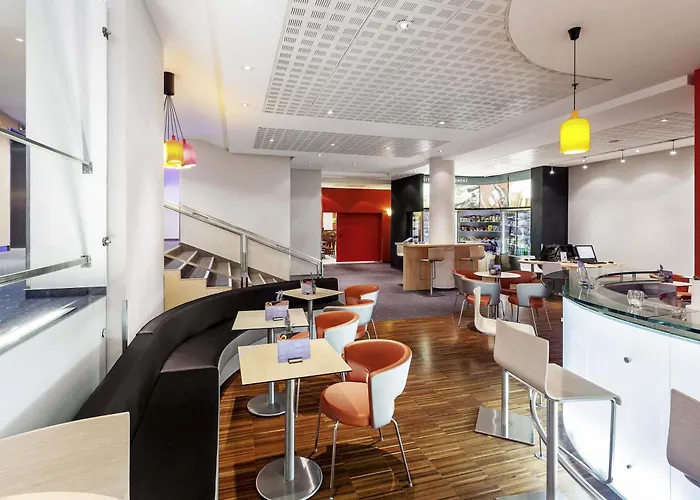 Hotel Ibis Old Town 3*