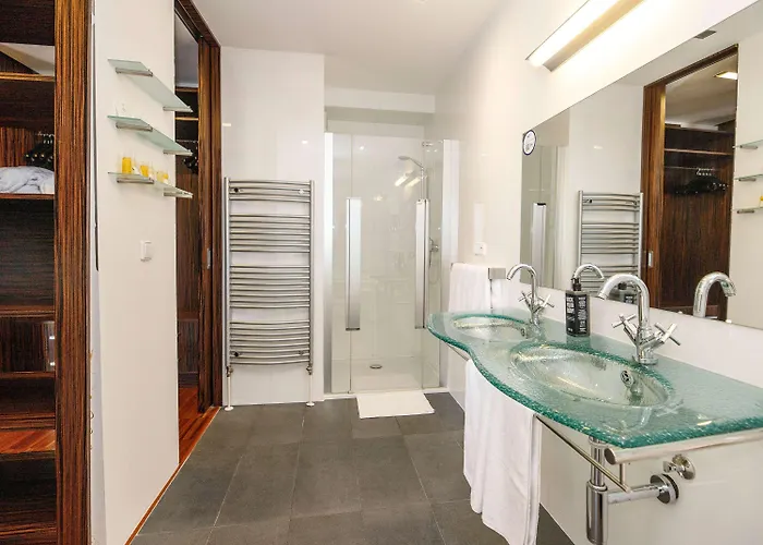 Ibis Old Town מלון 3*