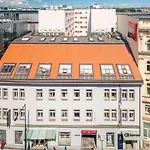Ibis Old Town Hotell