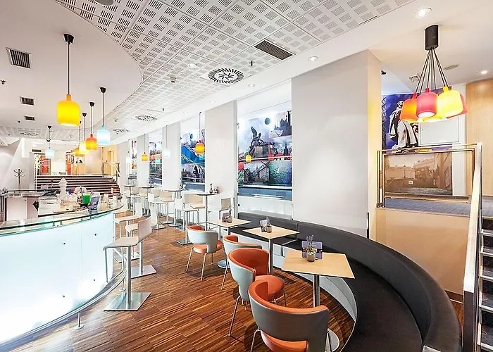 Ibis Old Town Otel