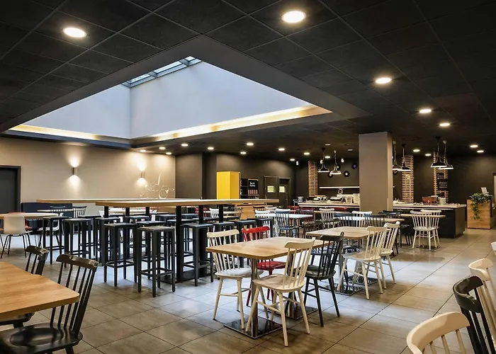 Ibis Old Town Hotell 3*